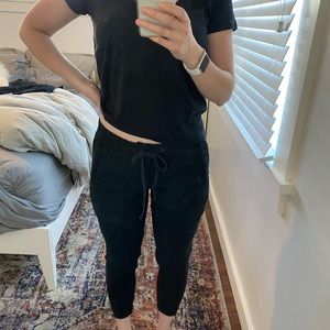 Lou & Grey Black Linen Joggers